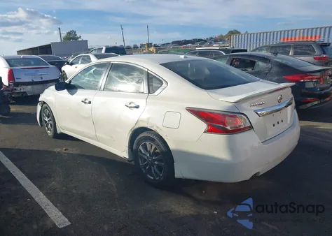 2015 Nissan Altima 2.5 S from USA, damaged, VIN 1N4AL3AP3FC490391